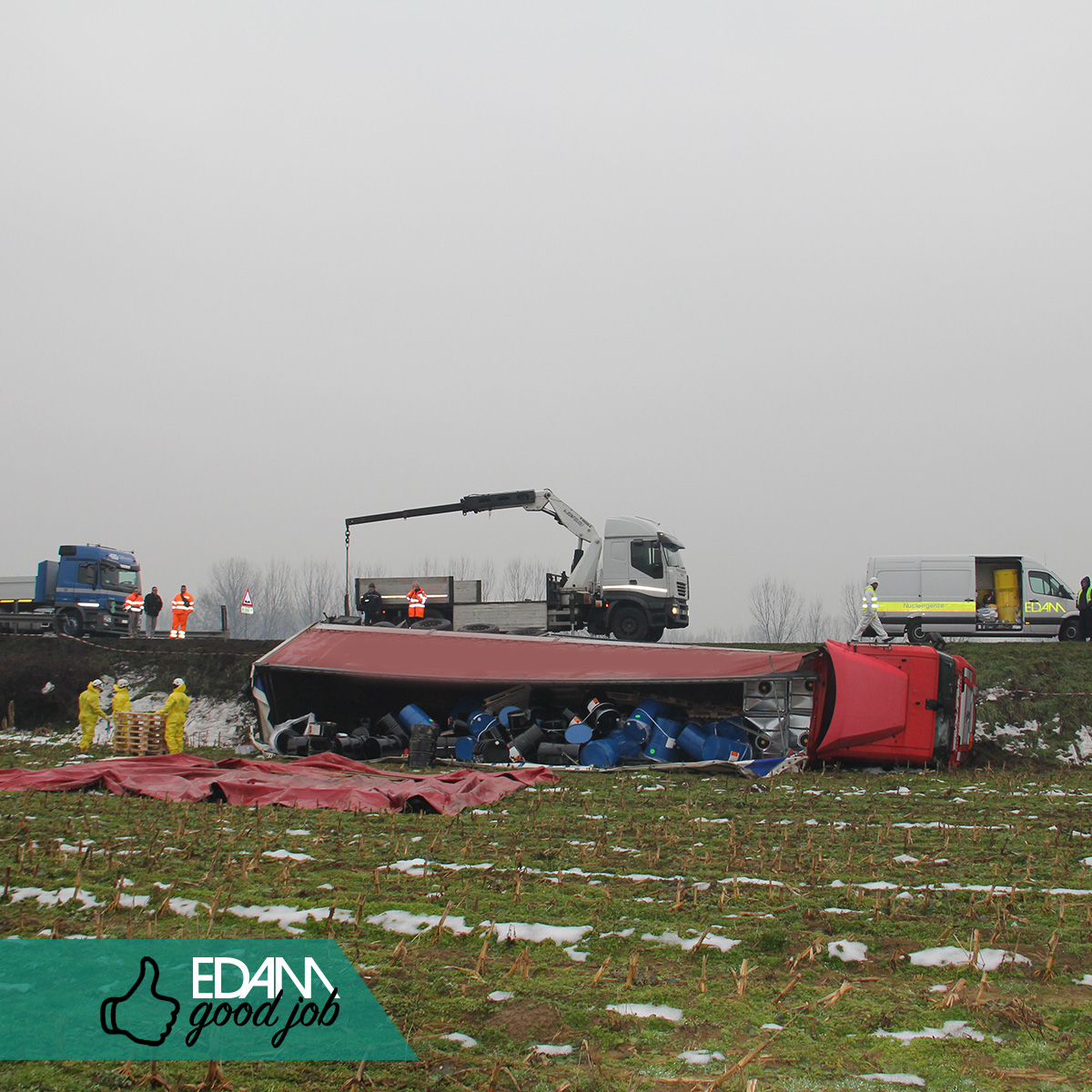 27-Nie-inquinamento-ambiantale-sversamento-strada-good-job